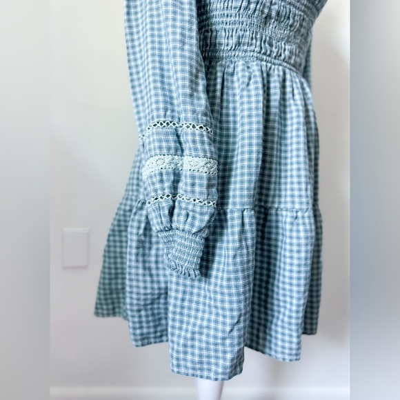 American Eagle Plaid Smocked Dress - Picture 5 of 8